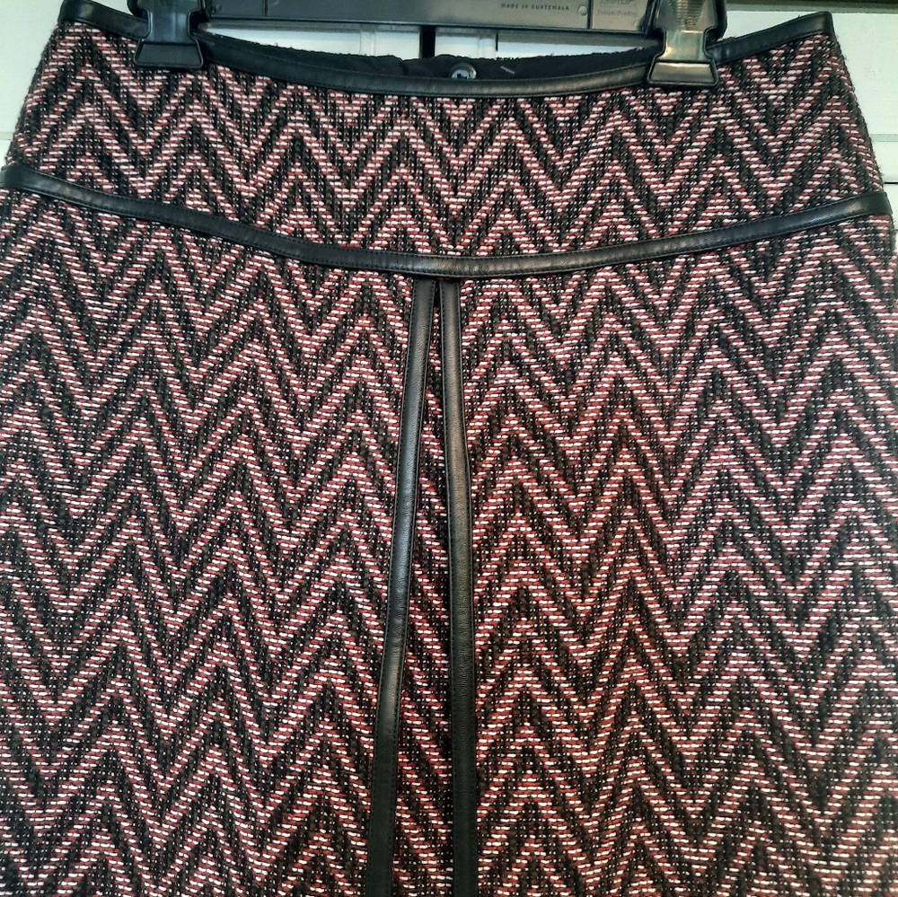 Doncaster leather wool blend pencil chevron skirt sz 8 NWT *2 - Picture 5 of 10
